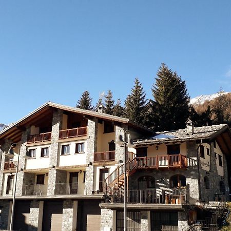Residence Les Myosotis Champoluc Eksteriør bilde