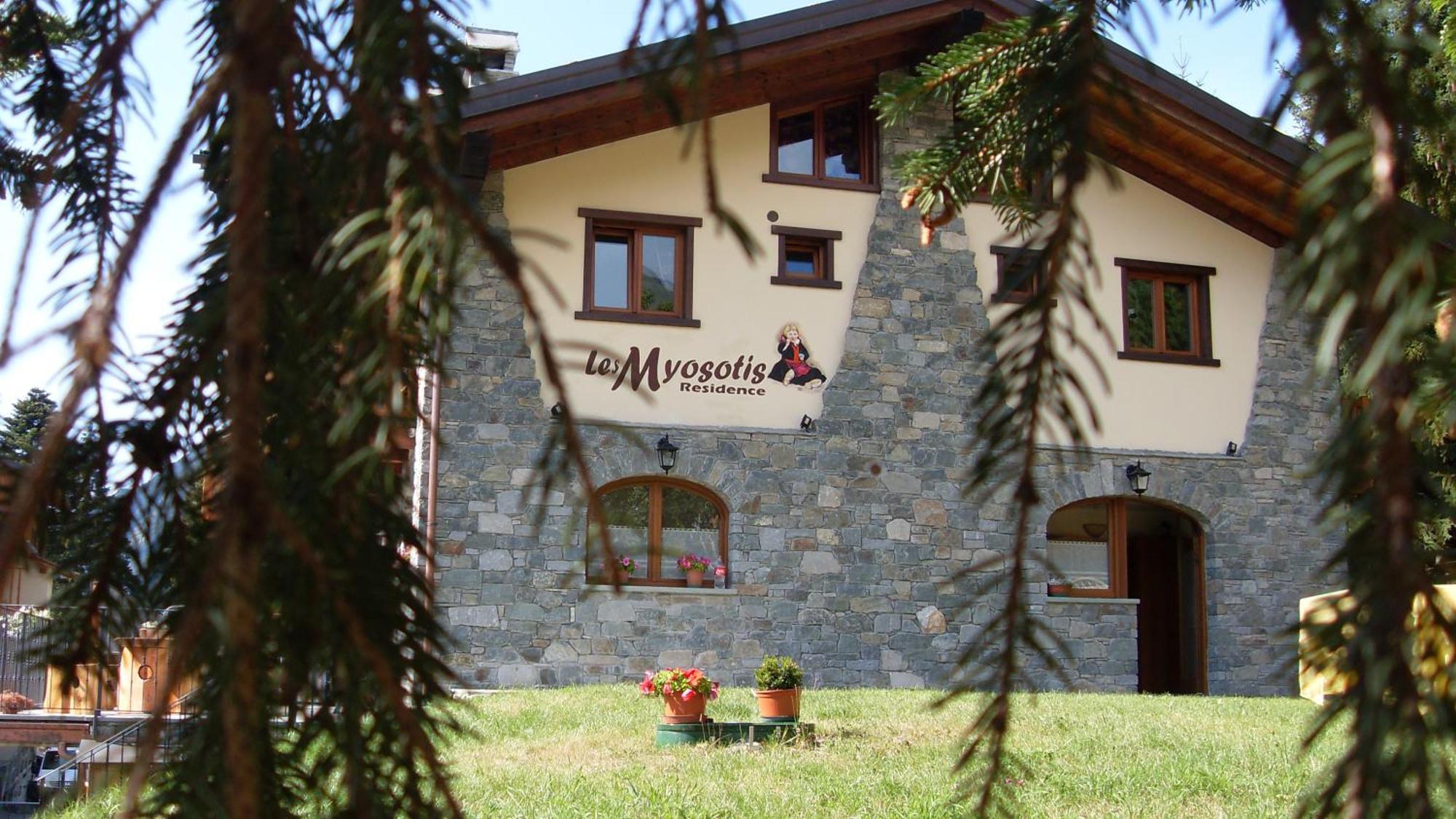 Residence Les Myosotis Champoluc Eksteriør bilde