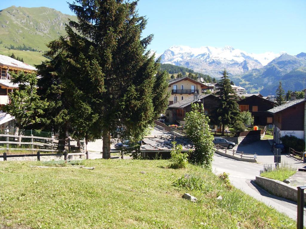 Residence Les Myosotis Champoluc Eksteriør bilde